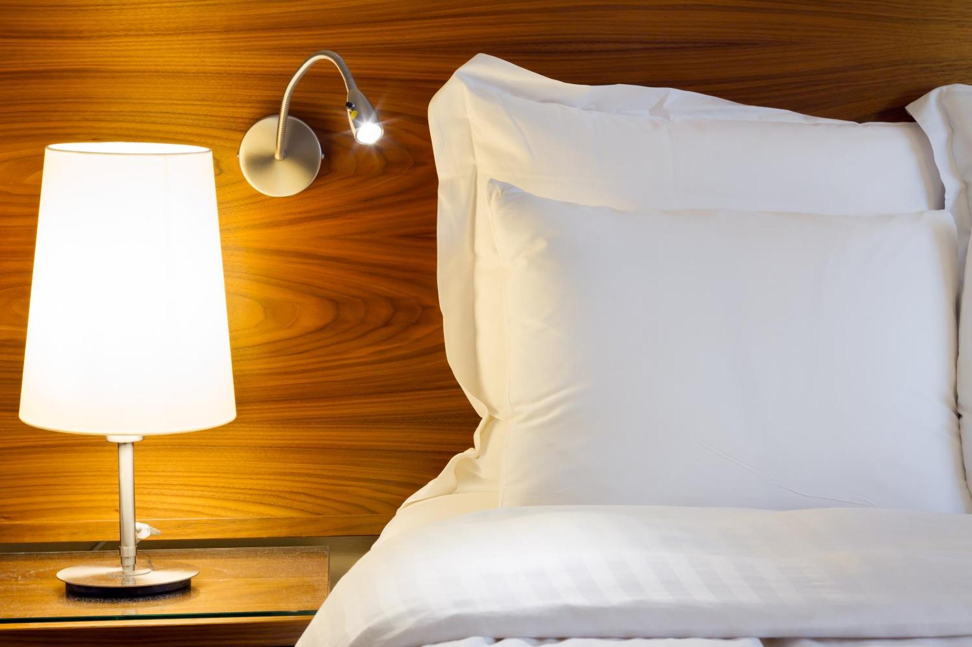 Hotel Estelou Sommieres Bilik gambar