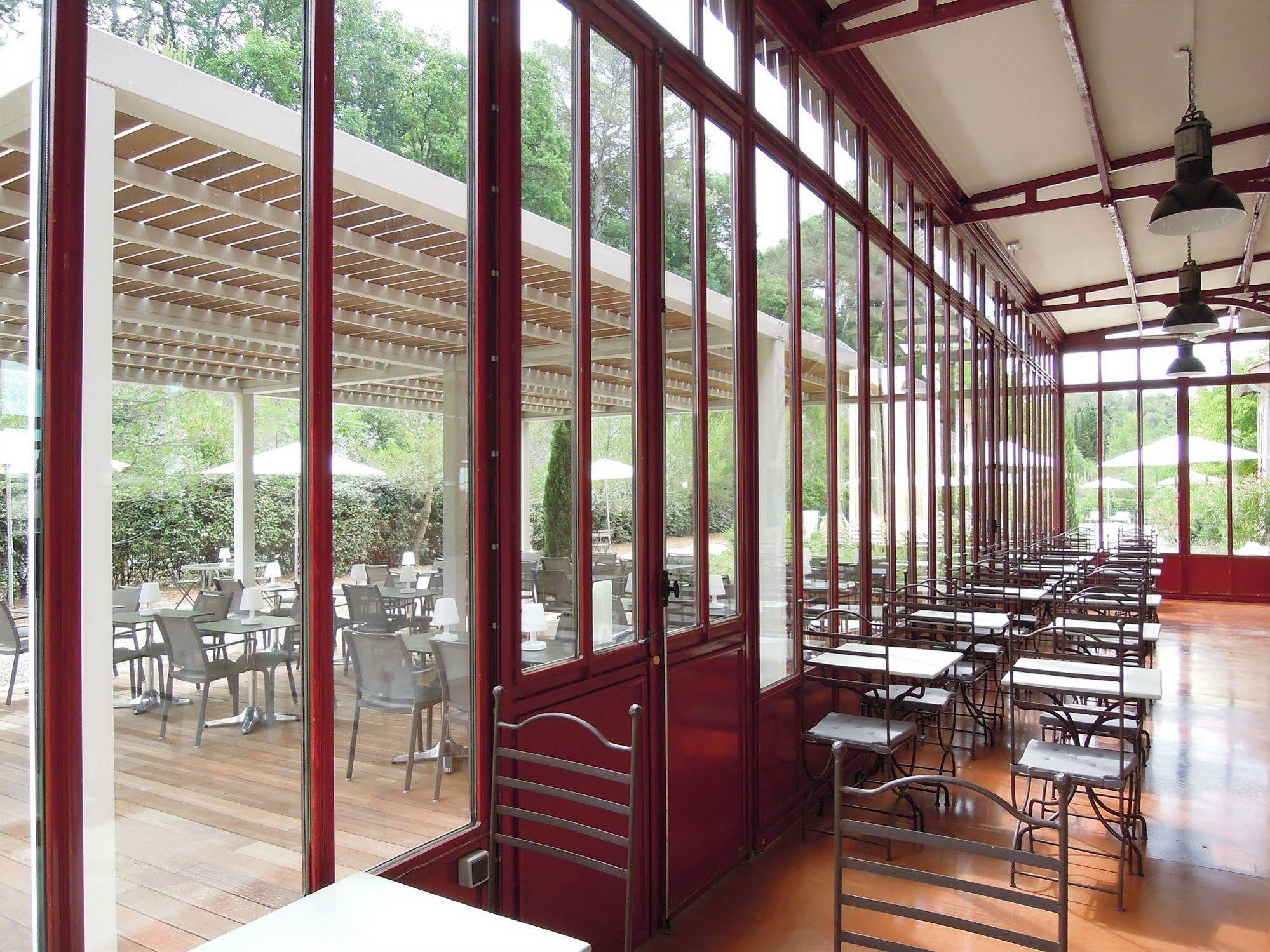 Hotel Estelou Sommieres Luaran gambar