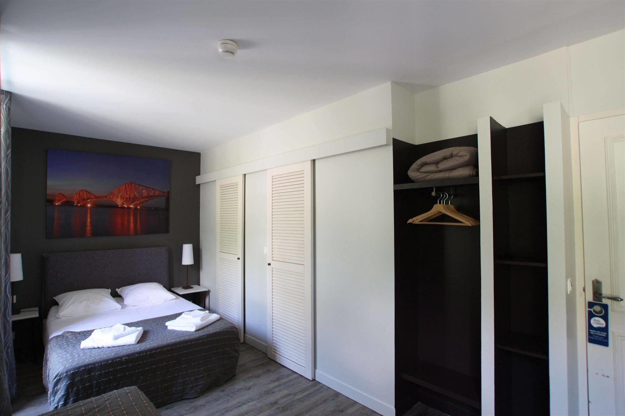 Hotel Estelou Sommieres Luaran gambar